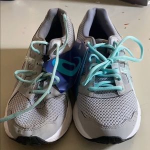 Women’s Asics Gel-Contend 5 NWT